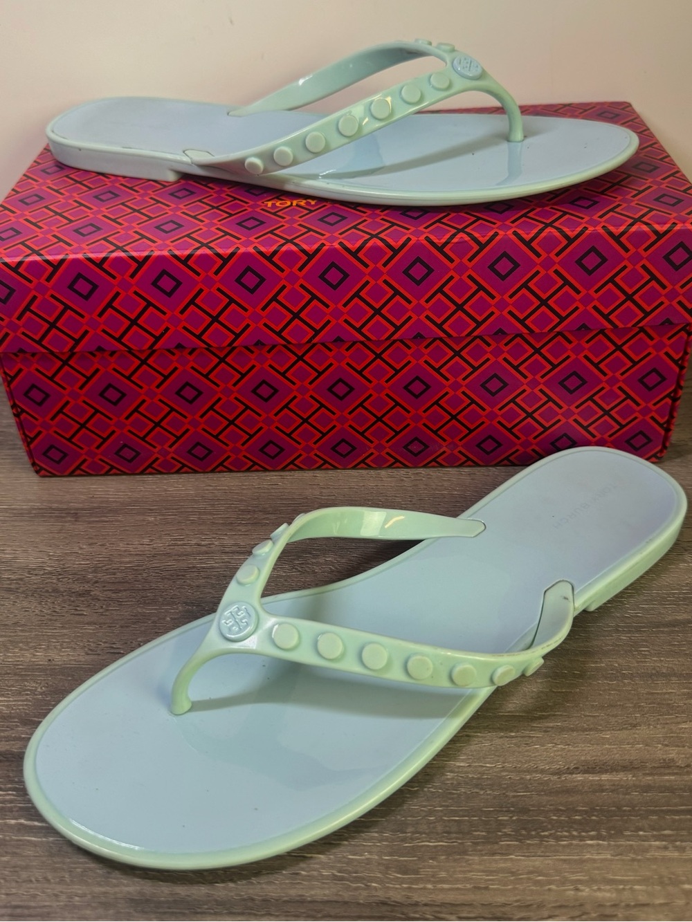 Tory Burch Studded Jelly Flip Flops Sz 10